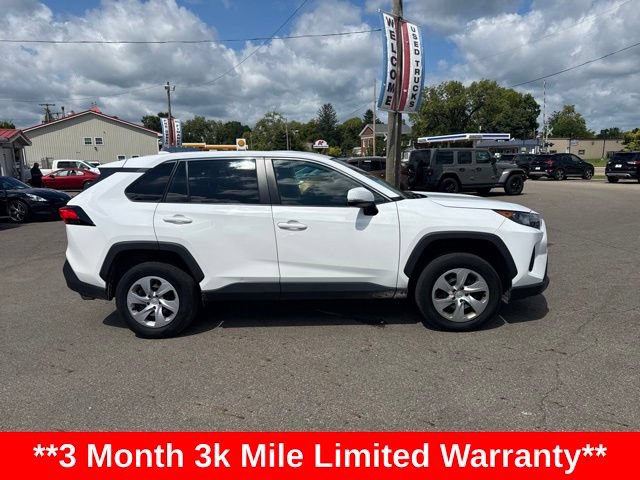 Used 2022 Toyota RAV4 LE w/ Carpet Mat Package (TMS) FWD image 2