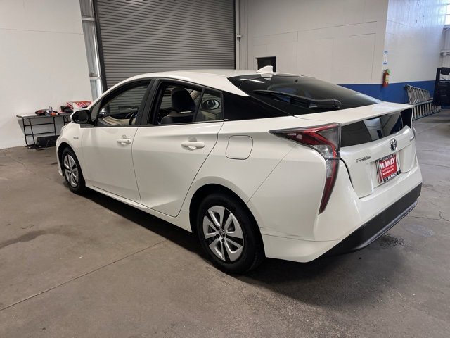 Used 2016 Toyota Prius Four image 5