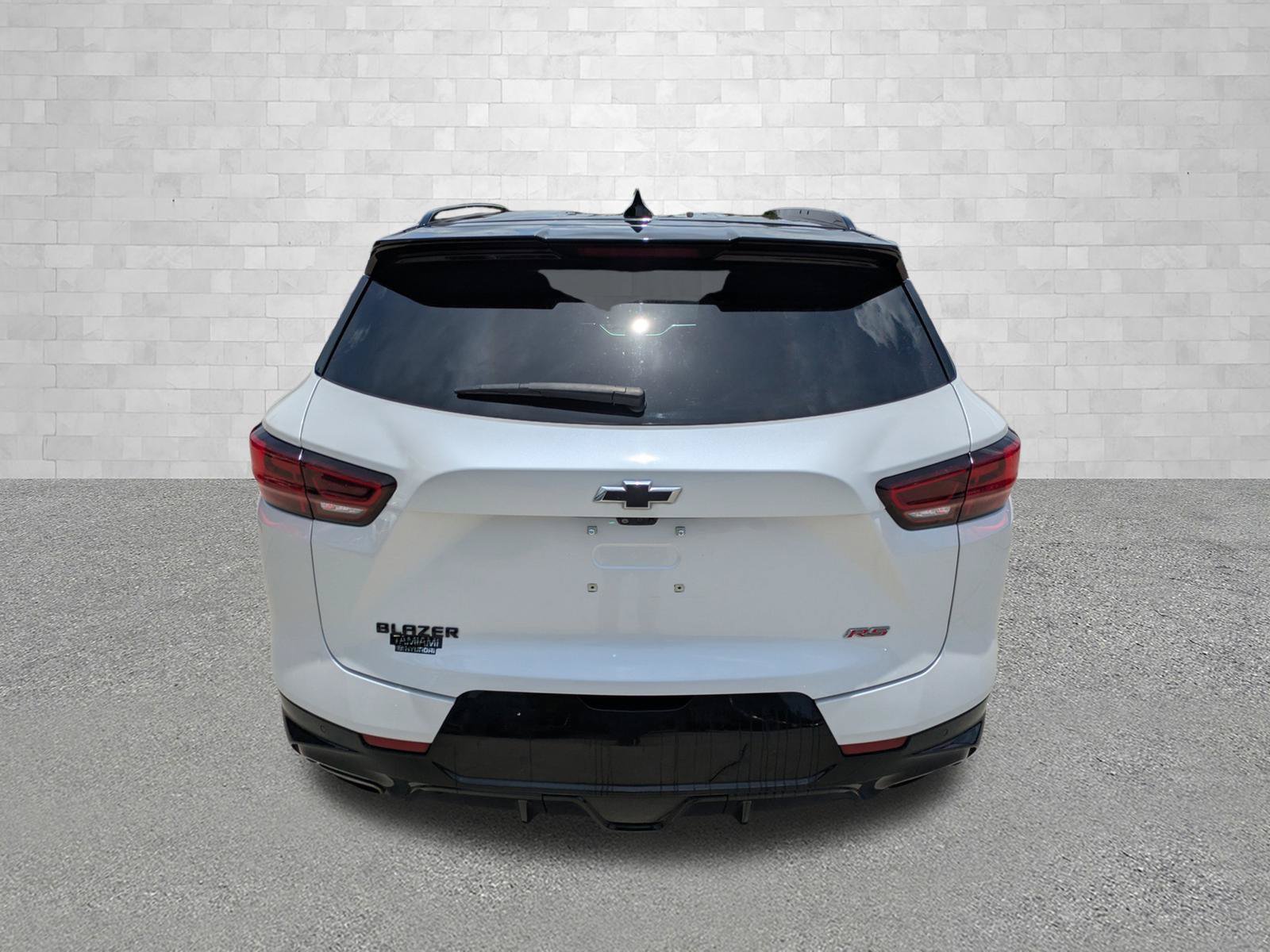 Used 2024 Chevrolet Blazer RS w/ Driver Confidence II Package FWD image 3