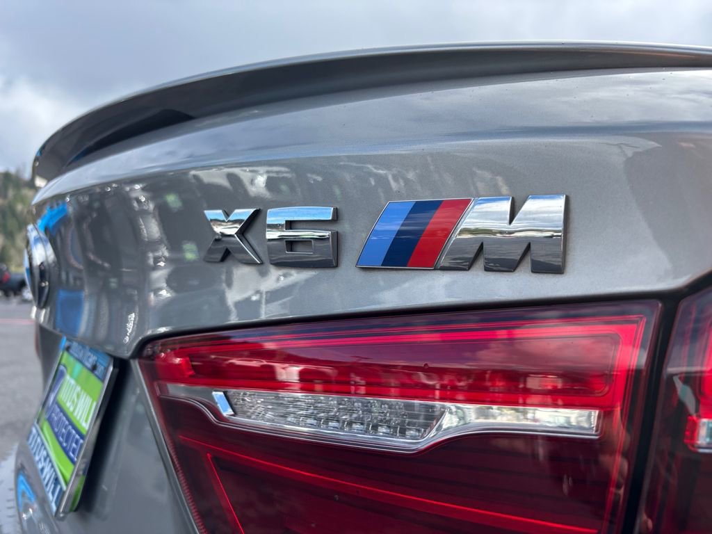 Used 2018 BMW X6 M image 32