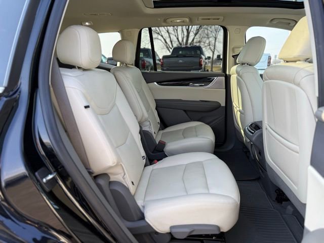 Used 2022 Cadillac XT6 Premium Luxury w/ Technology Package image 22