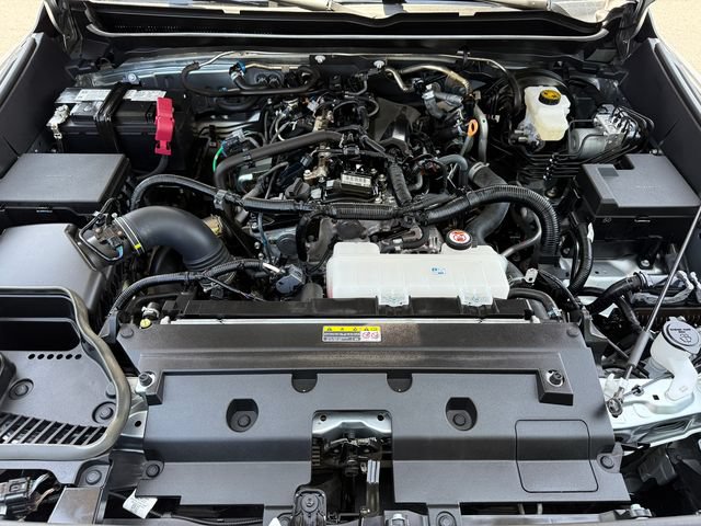 Used 2025 Toyota Tacoma SR w/ SR Upgrade Package RWD image 15