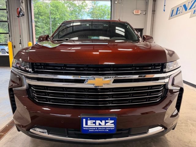 Used 2022 Chevrolet Tahoe LT w/ Luxury Package AWD/4WD image 3