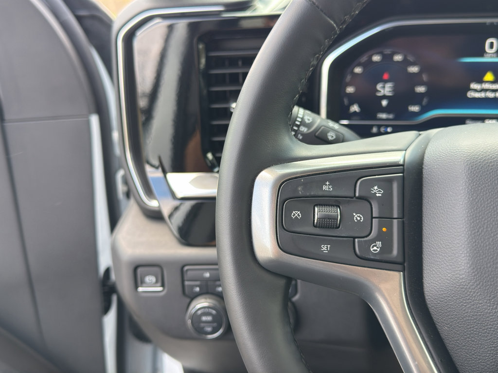 Used 2025 Chevrolet Silverado 3500 LT w/ All Star Edition image 32