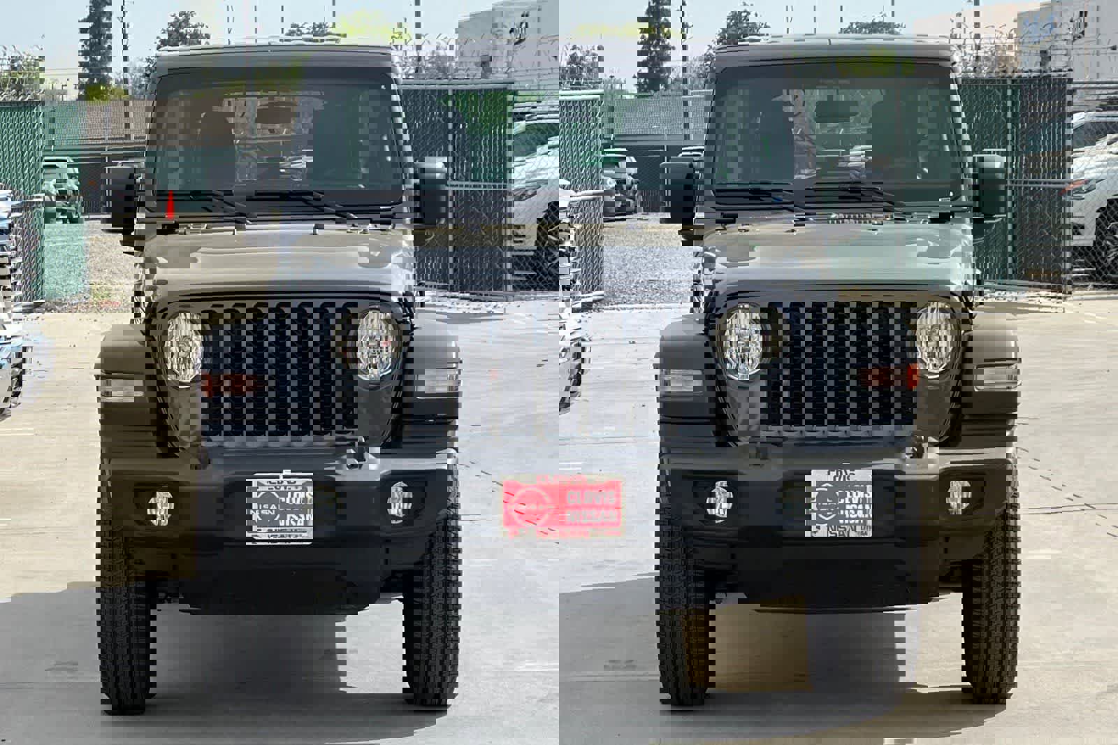 Used 2024 Jeep Wrangler Sport image 11