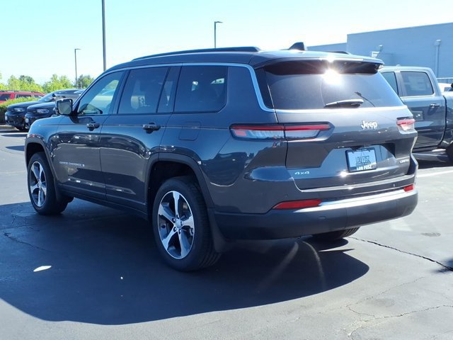 New 2026 Jeep Grand Cherokee L Limited w/ Luxury Tech Group II AWD/4WD image 4