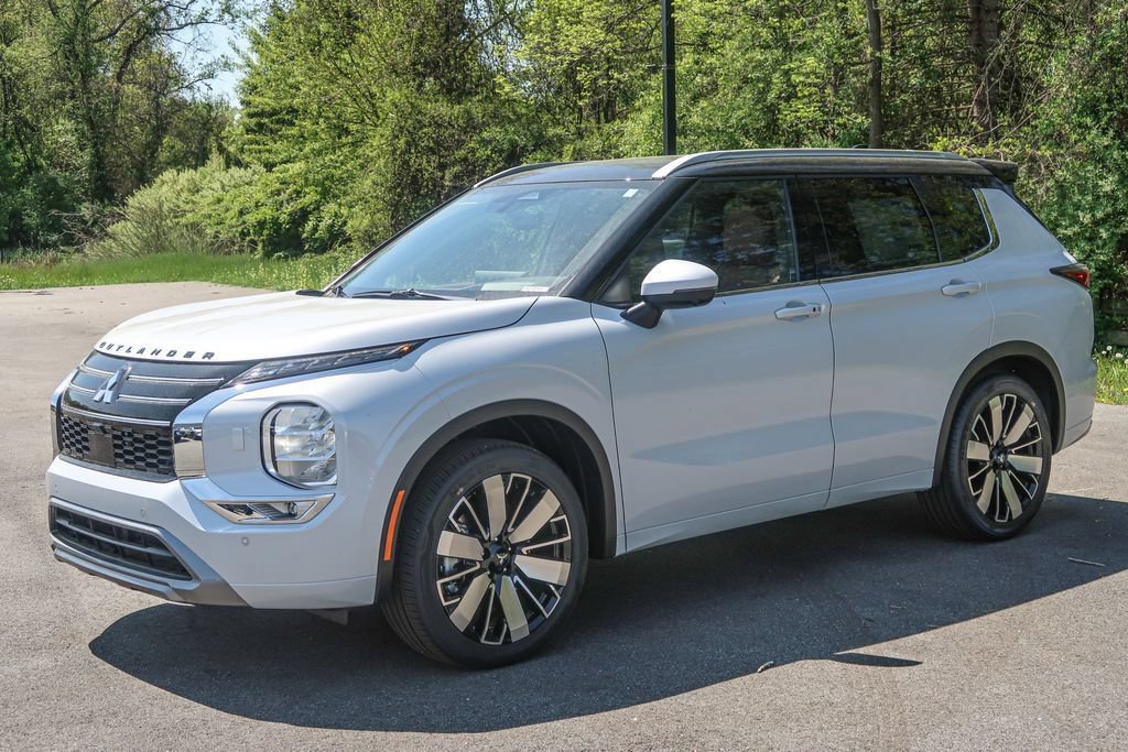 New 2026 Mitsubishi Outlander SEL AWD/4WD image 1