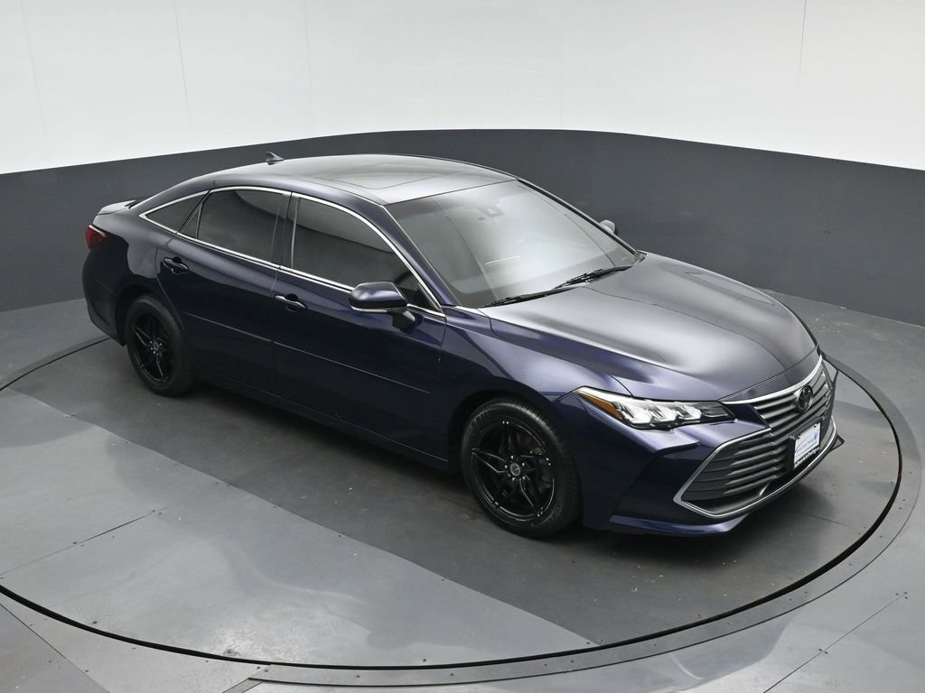 Used 2022 Toyota Avalon XLE w/ Moonroof Package image 57