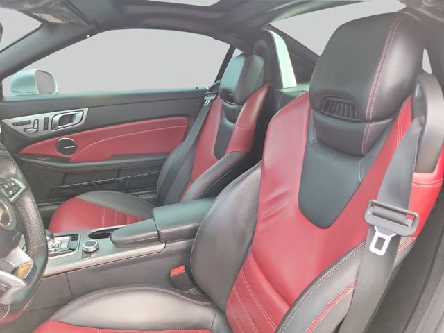 Used 2019 Mercedes-Benz SLC 300 image 11
