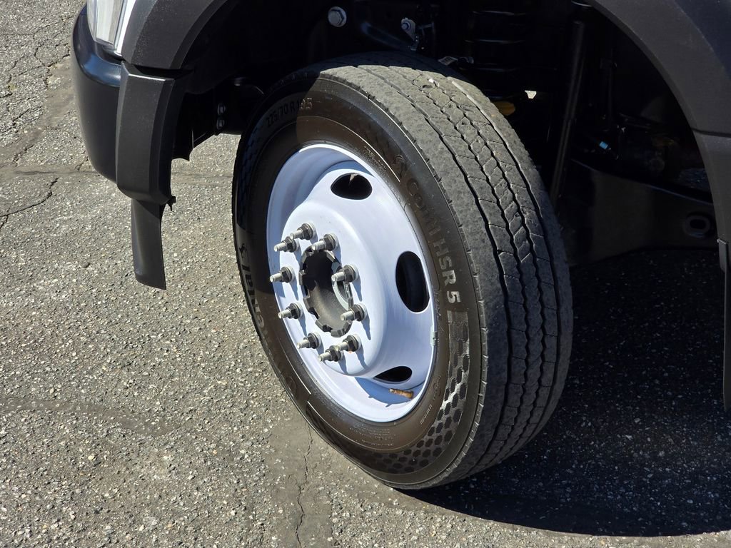 Used 2024 Ford F550 4x4 Regular Cab Super Duty image 26