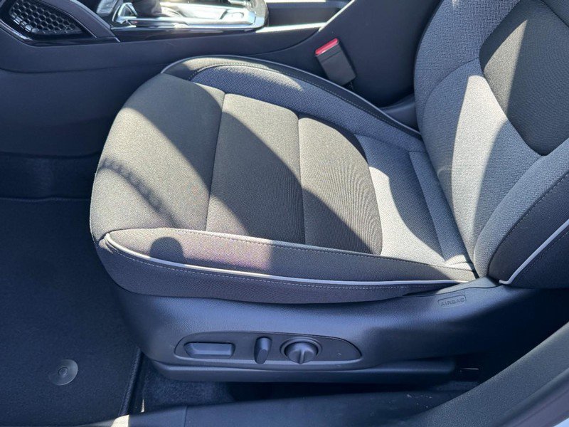 New 2026 Chevrolet TrailBlazer LT w/ Convenience Package FWD image 9
