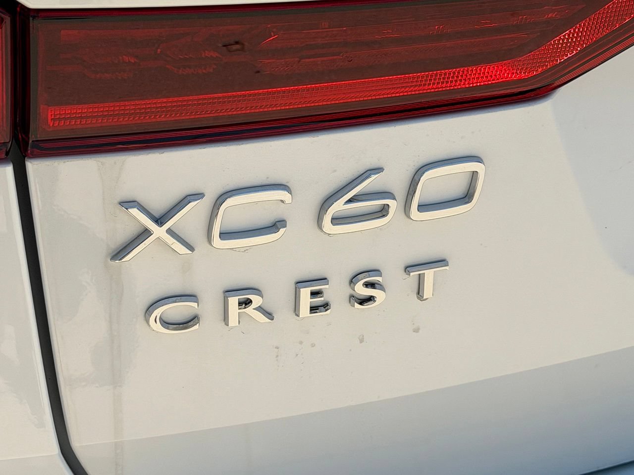 New 2026 Volvo XC60 T8 Ultra w/ Protection Package Premier AWD/4WD image 7