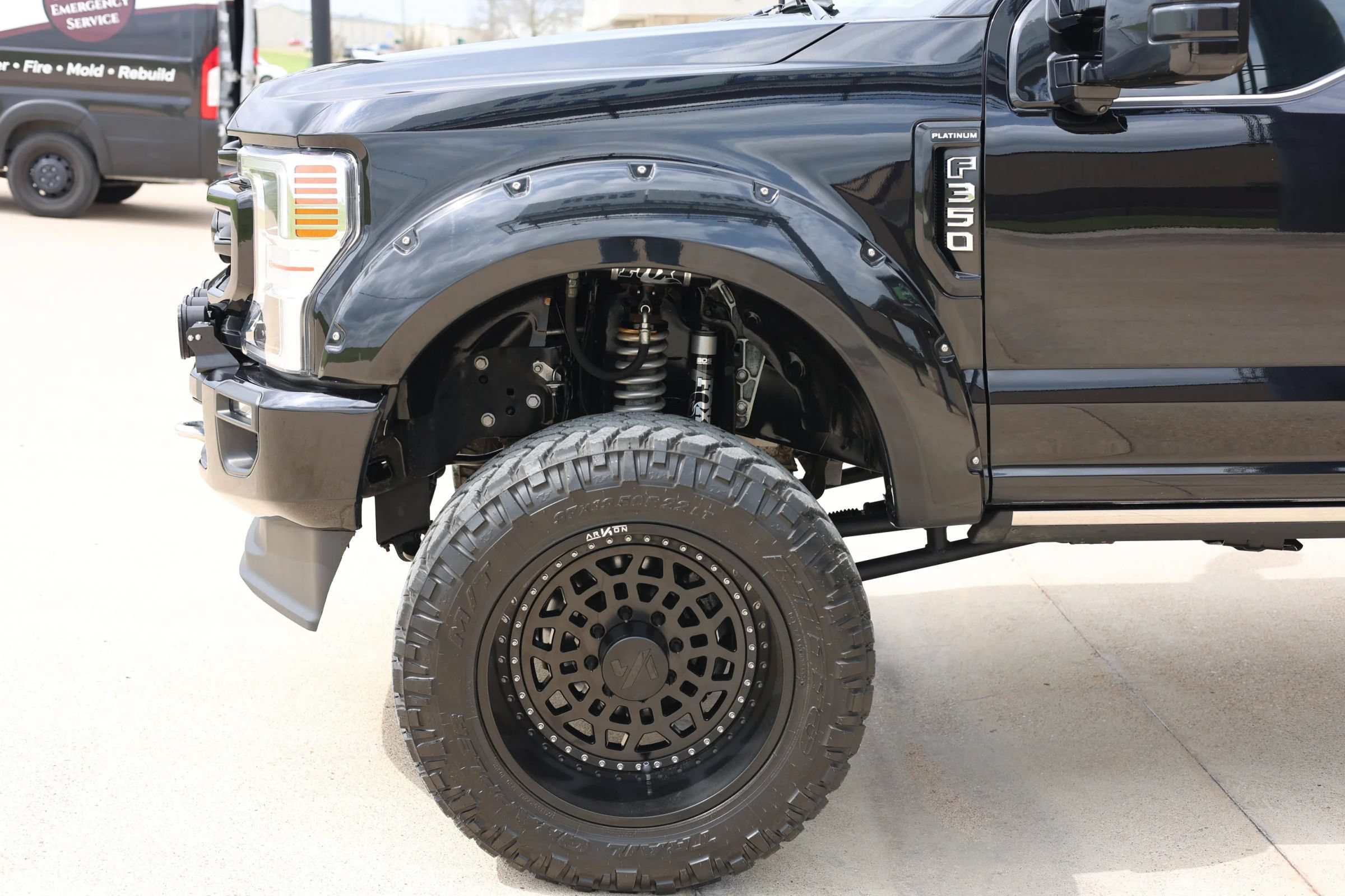 Used 2021 Ford F350 Platinum w/ FX4 Off-Road Package AWD/4WD image 14