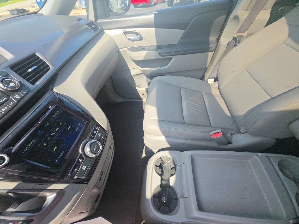 Used 2016 Honda Odyssey Touring image 24