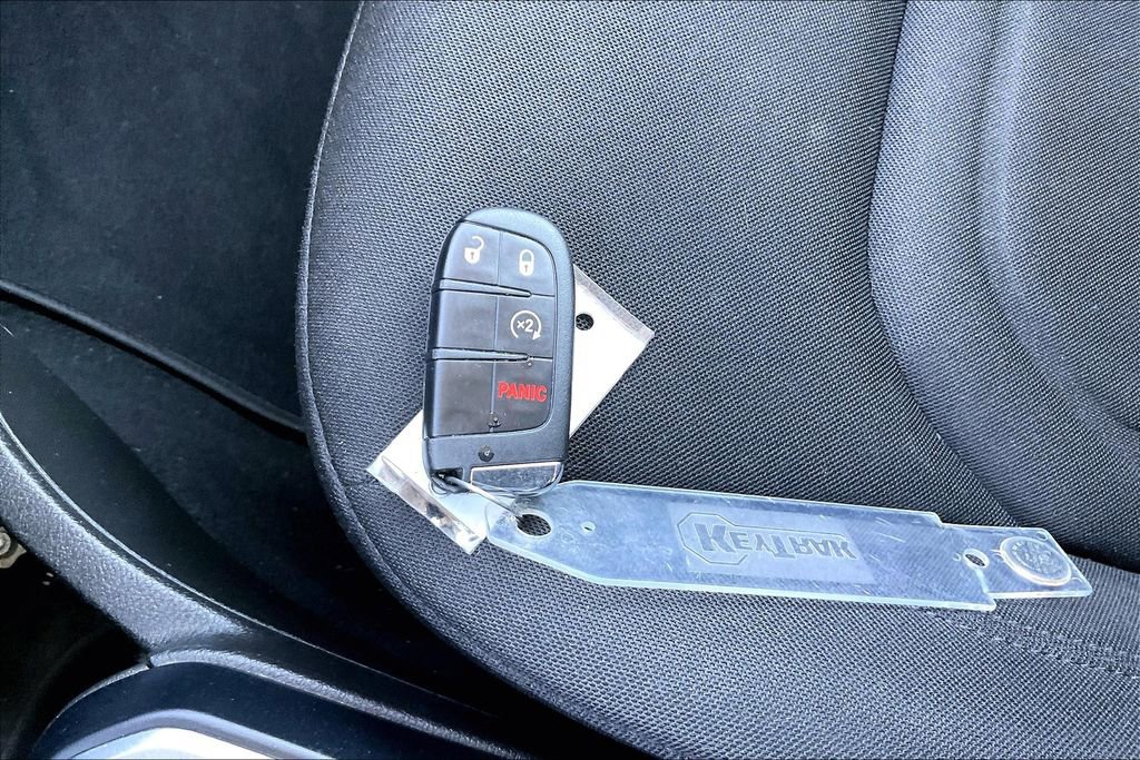 Used 2021 Jeep Renegade Latitude image 36