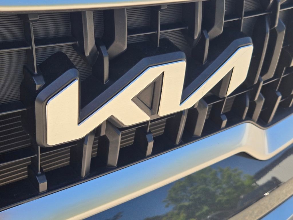 Certified 2024 Kia Telluride LX AWD/4WD image 5