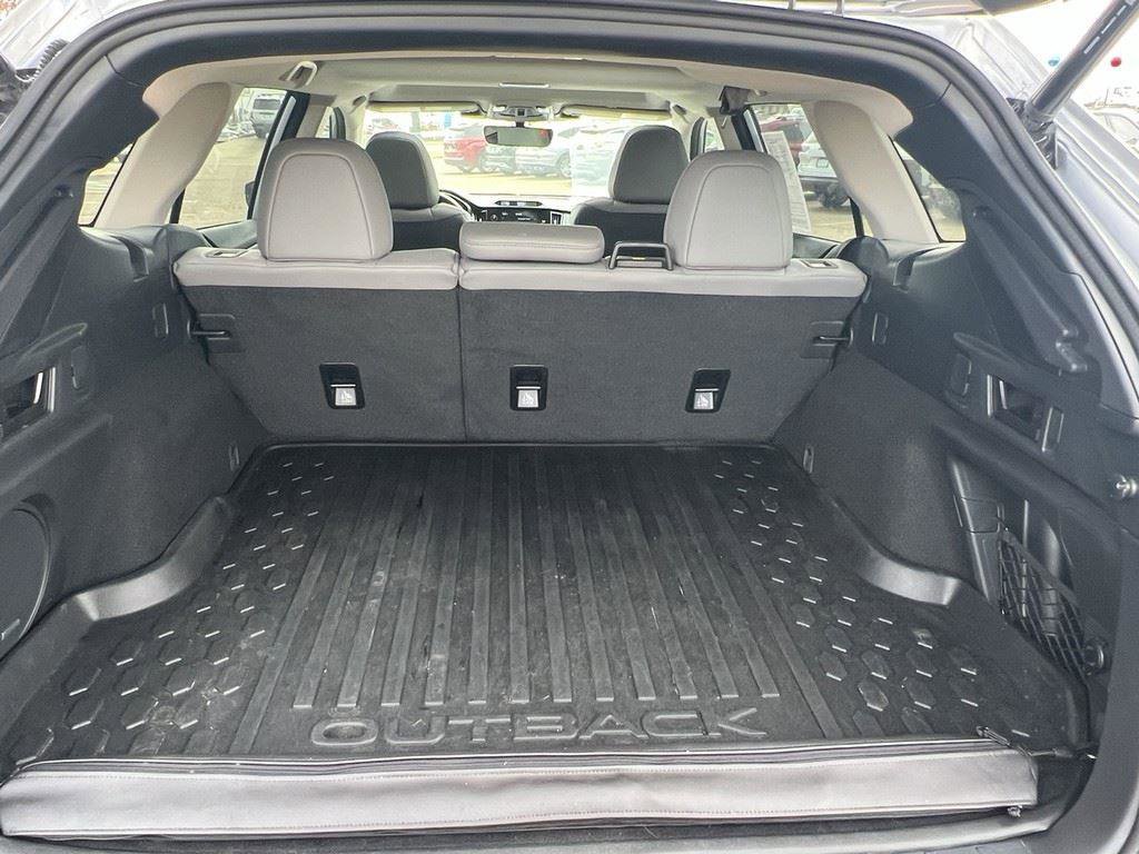 Used 2024 Subaru Outback Limited XT image 11