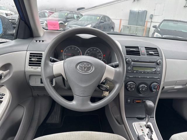 Used 2010 Toyota Corolla LE FWD image 12