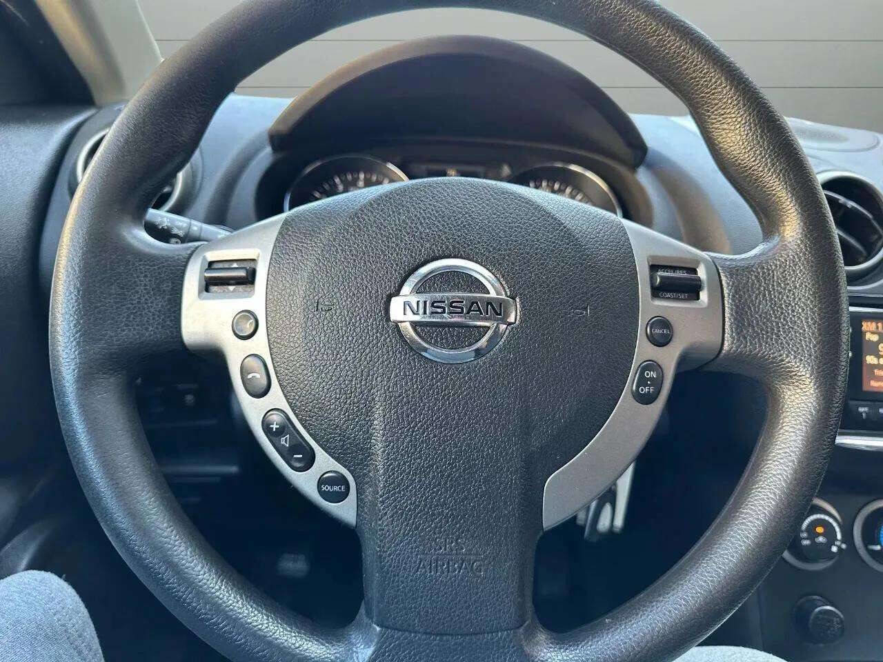 Used 2015 Nissan Rogue S w/ Convenience Package image 19