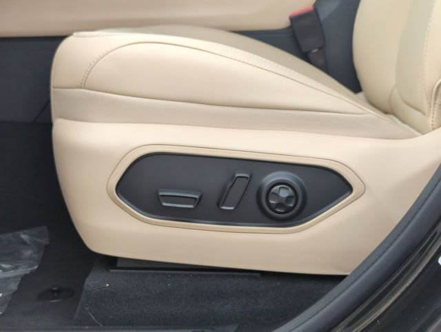 Used 2024 Jeep Grand Cherokee Limited 4xe w/ Luxury Tech Group II image 20