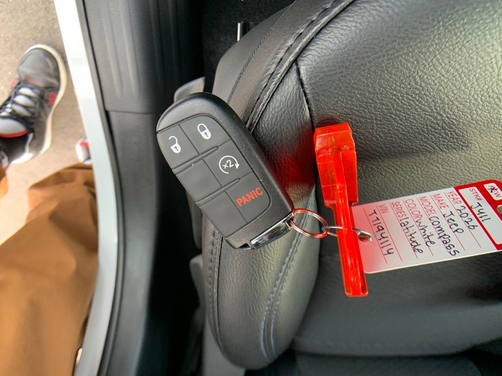 New 2026 Jeep Compass Latitude image 30