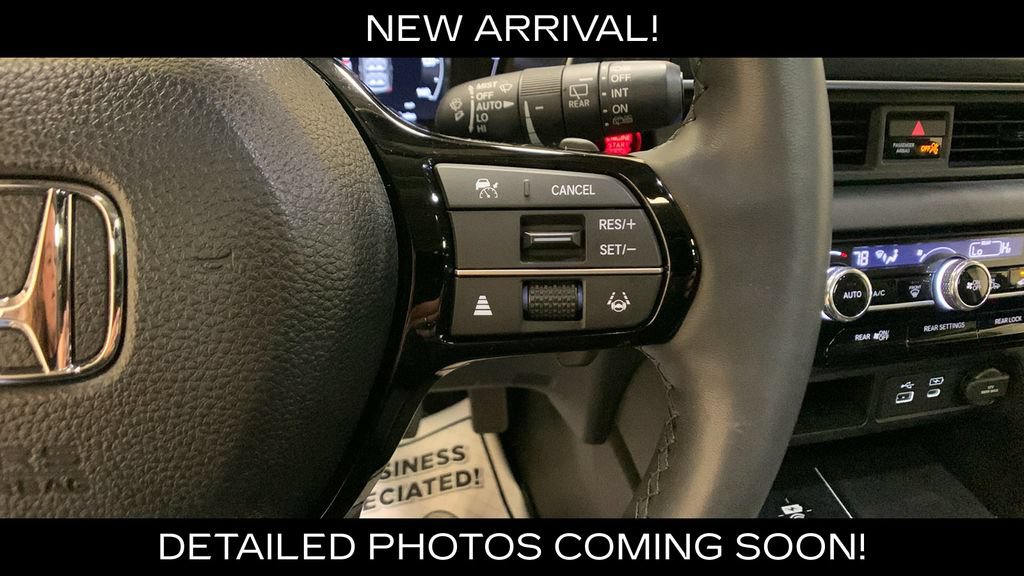 Used 2025 Honda Pilot Elite image 37