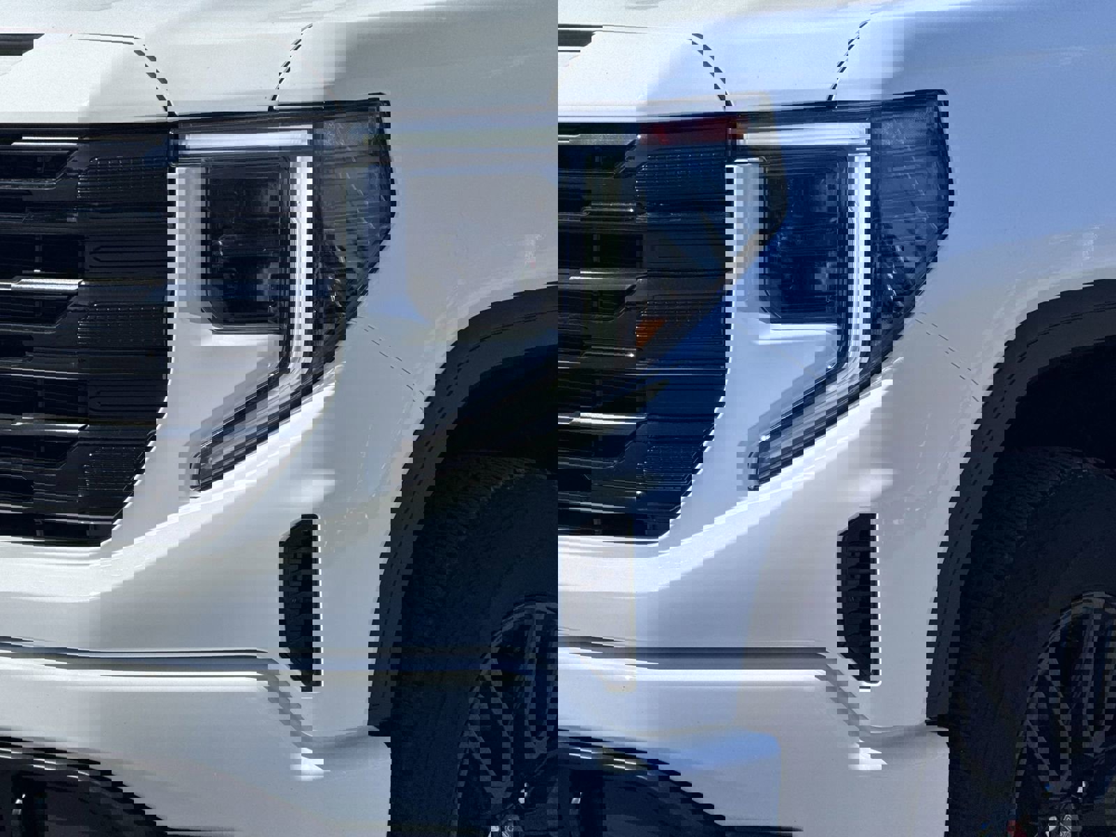 Used 2023 GMC Sierra 1500 Elevation w/ LPO, Elevation Black Package image 6