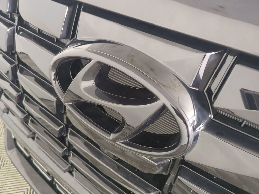 Used 2025 Hyundai Palisade Calligraphy AWD/4WD image 13