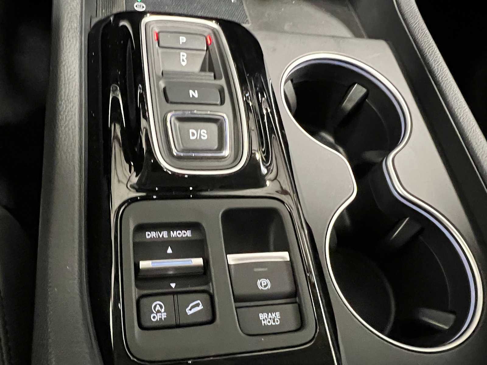 New 2025 Honda Pilot Touring image 21