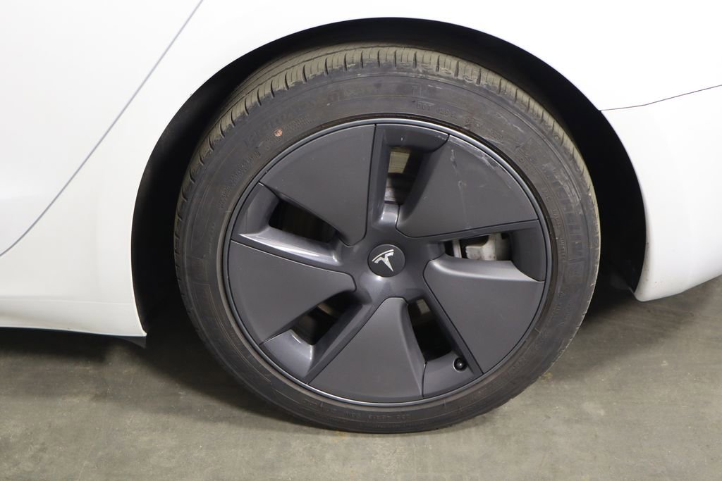 Used 2023 Tesla Model 3 Standard Range RWD image 45