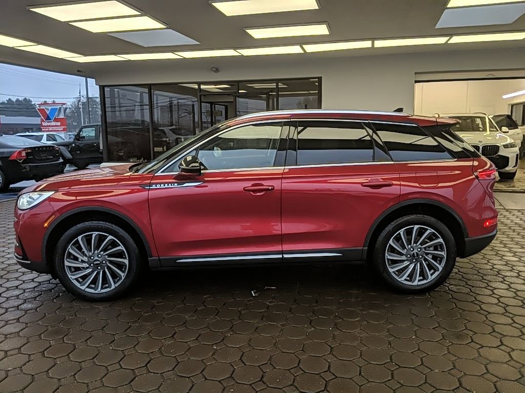 Certified 2023 Lincoln Corsair Reserve w/ Equipment Group 201A image 9