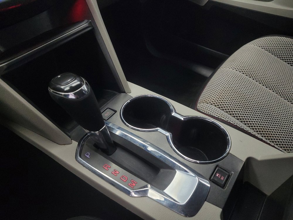 Used 2017 GMC Terrain SLE image 26