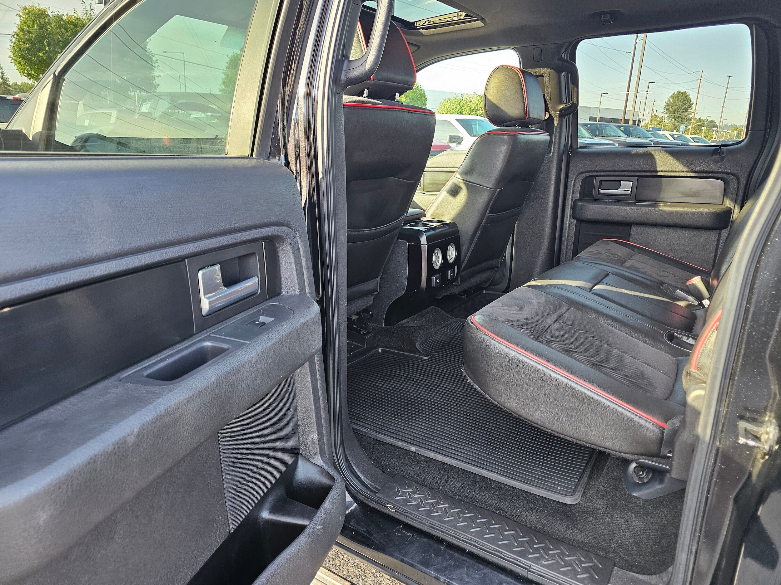 Used 2013 Ford F150 FX4 w/ Luxury Equipment Group AWD/4WD image 17