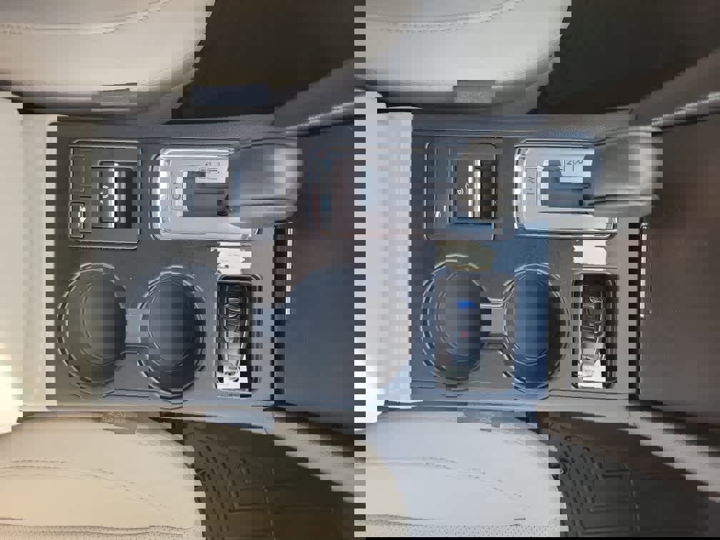 Used 2016 Subaru Legacy 2.5i Limited image 18