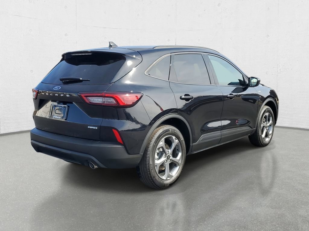Used 2025 Ford Escape ST-Line image 7