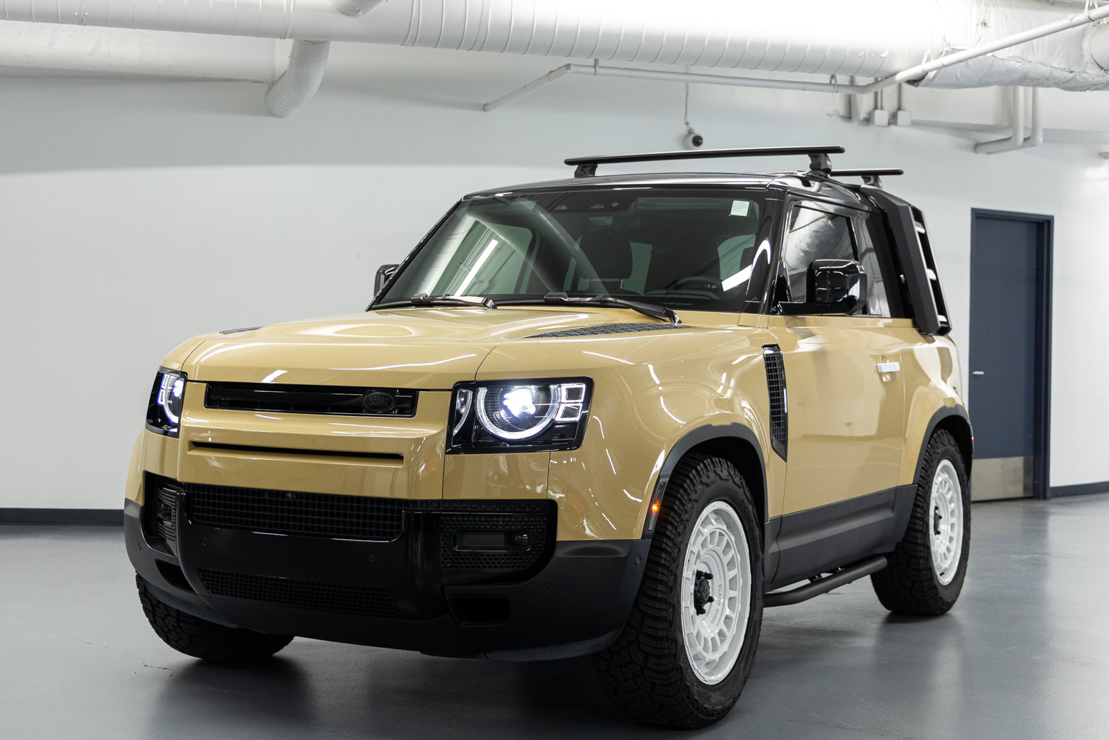 Used 2025 Land Rover Defender 90 S AWD/4WD image 3
