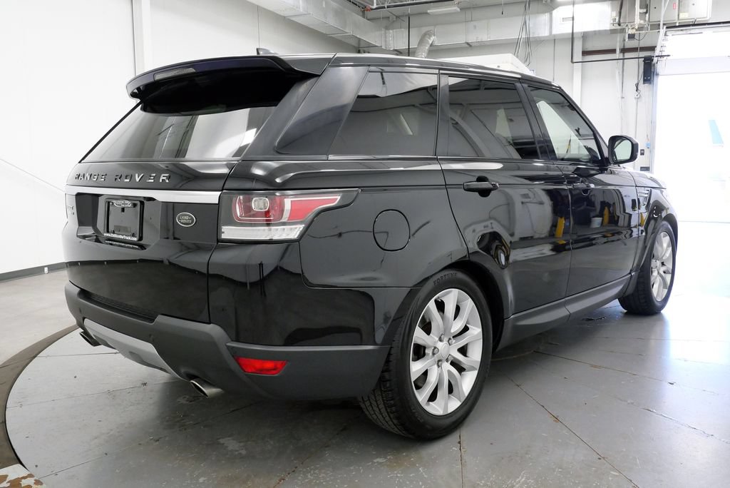 Used 2017 Land Rover Range Rover Sport HSE AWD/4WD image 7