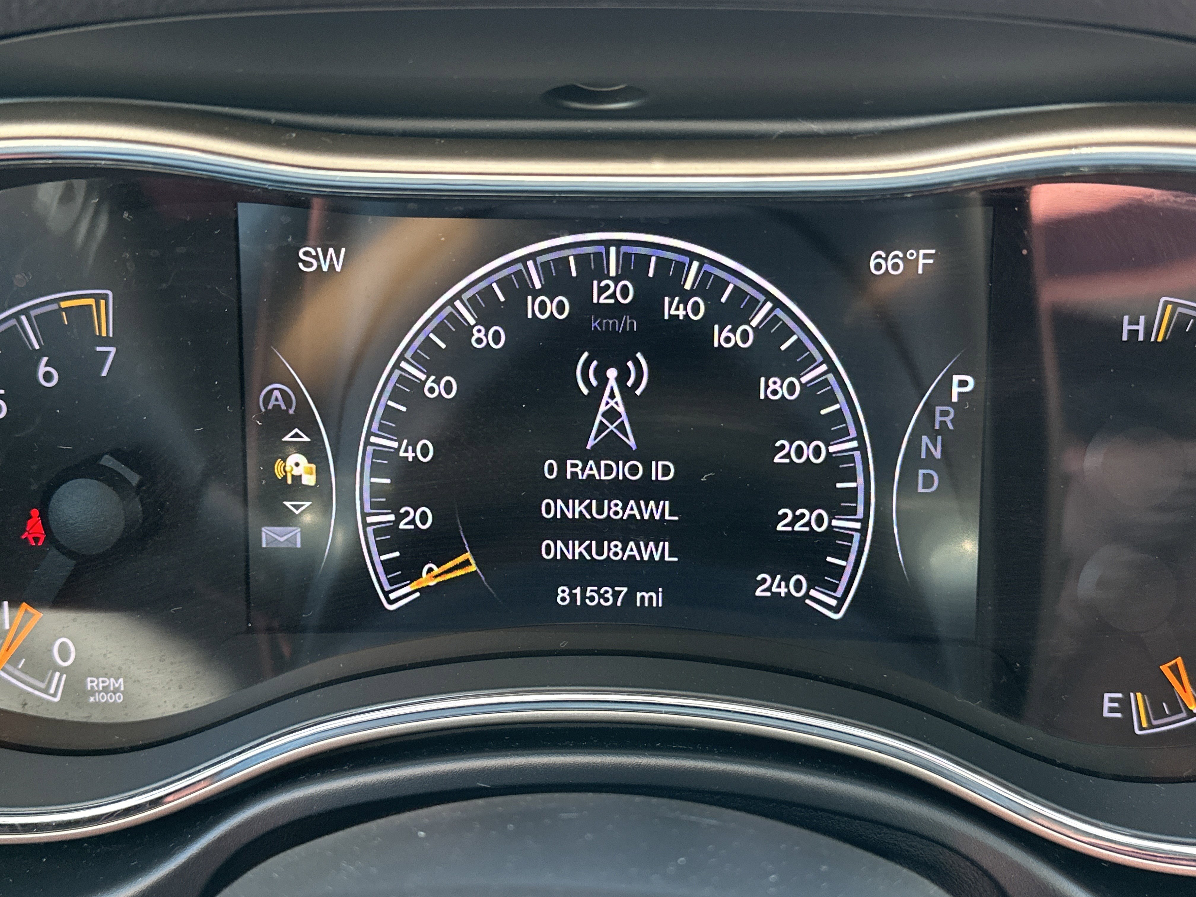 Used 2017 Jeep Grand Cherokee Limited image 22