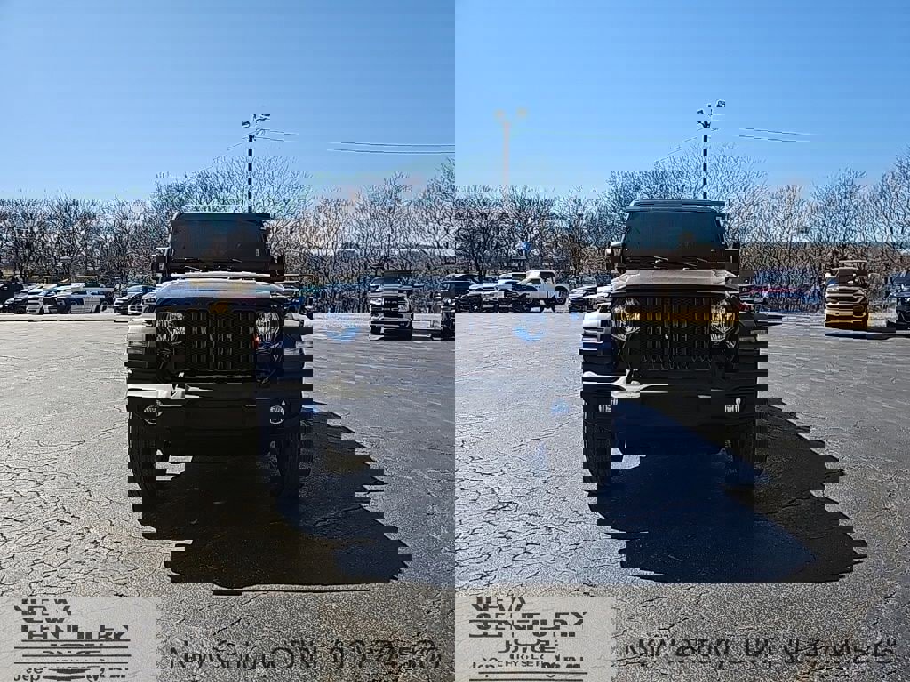 Used 2023 Jeep Wrangler Sport S image 8