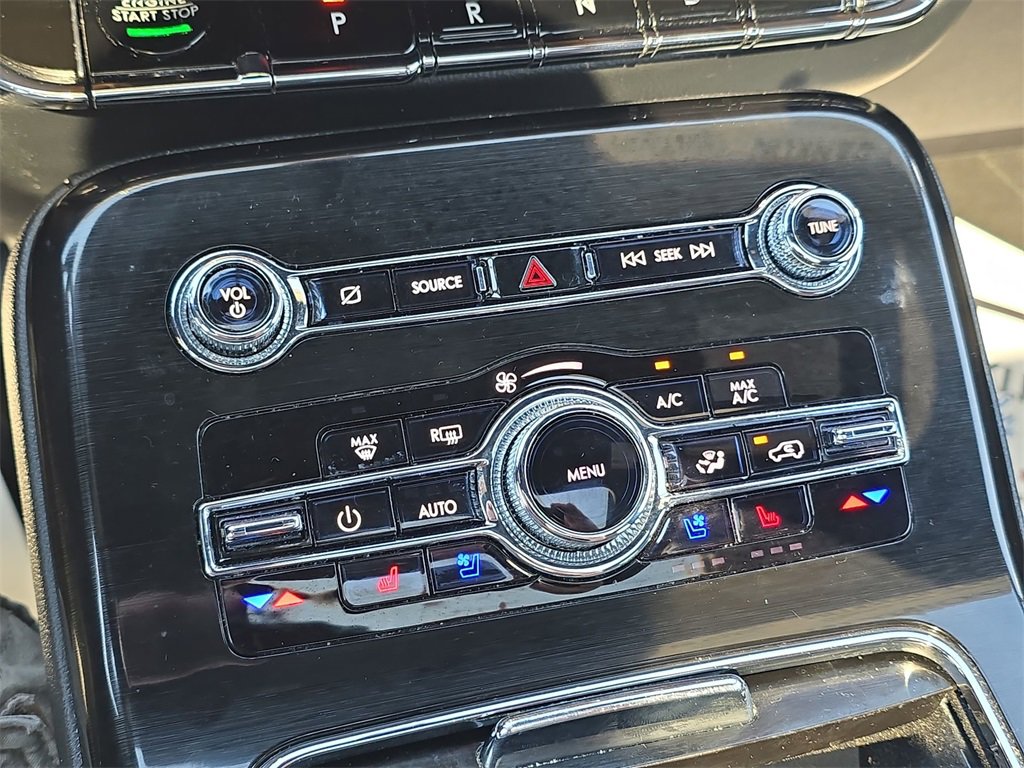 Used 2022 Lincoln Nautilus Reserve w/ Equipment Group 201A image 19