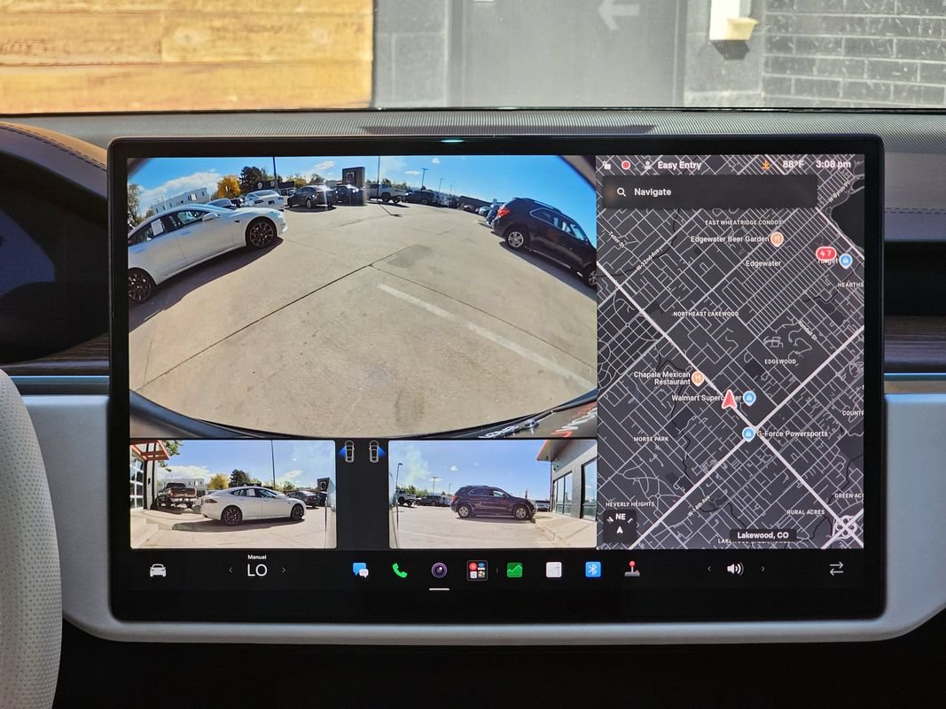Used 2022 Tesla Model X AWD/4WD image 28