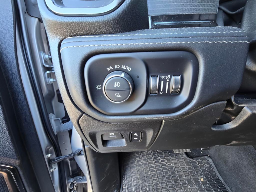 Used 2022 RAM 1500 Limited image 54