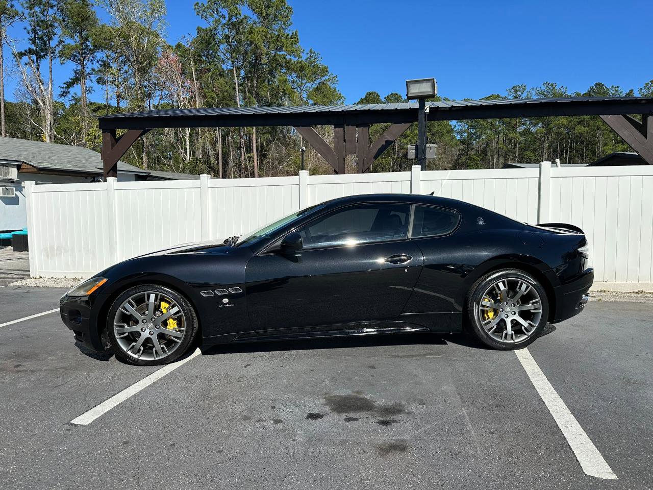 Used 2011 Maserati GranTurismo S RWD image 2