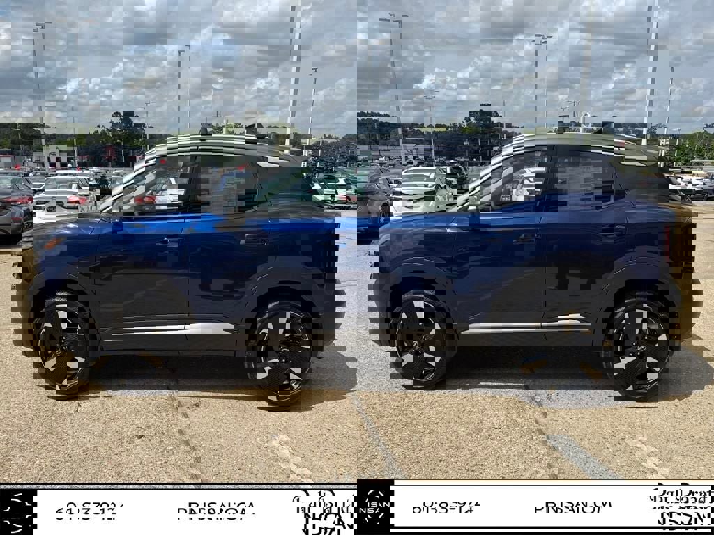 New 2025 Nissan Kicks SR image 16