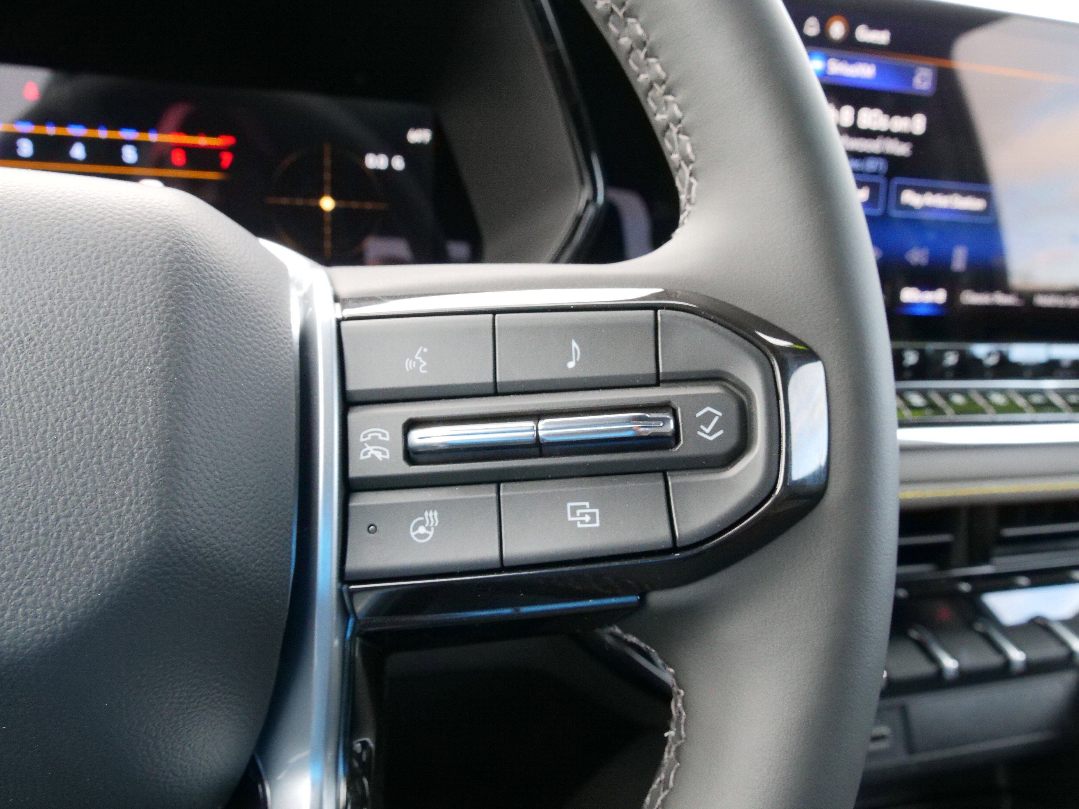 New 2025 Chevrolet Colorado ZR2 w/ Technology Package image 24