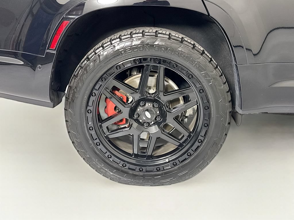Certified 2023 Land Rover Defender 130 X AWD/4WD image 34