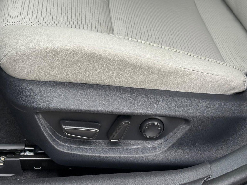 New 2026 Toyota Camry XLE FWD image 13