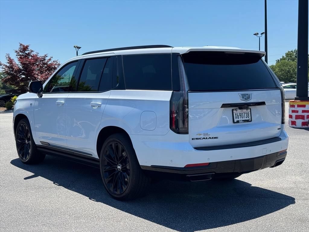 Used 2026 Cadillac Escalade Platinum Sport w/ LPO, ONYX Package AWD/4WD image 5