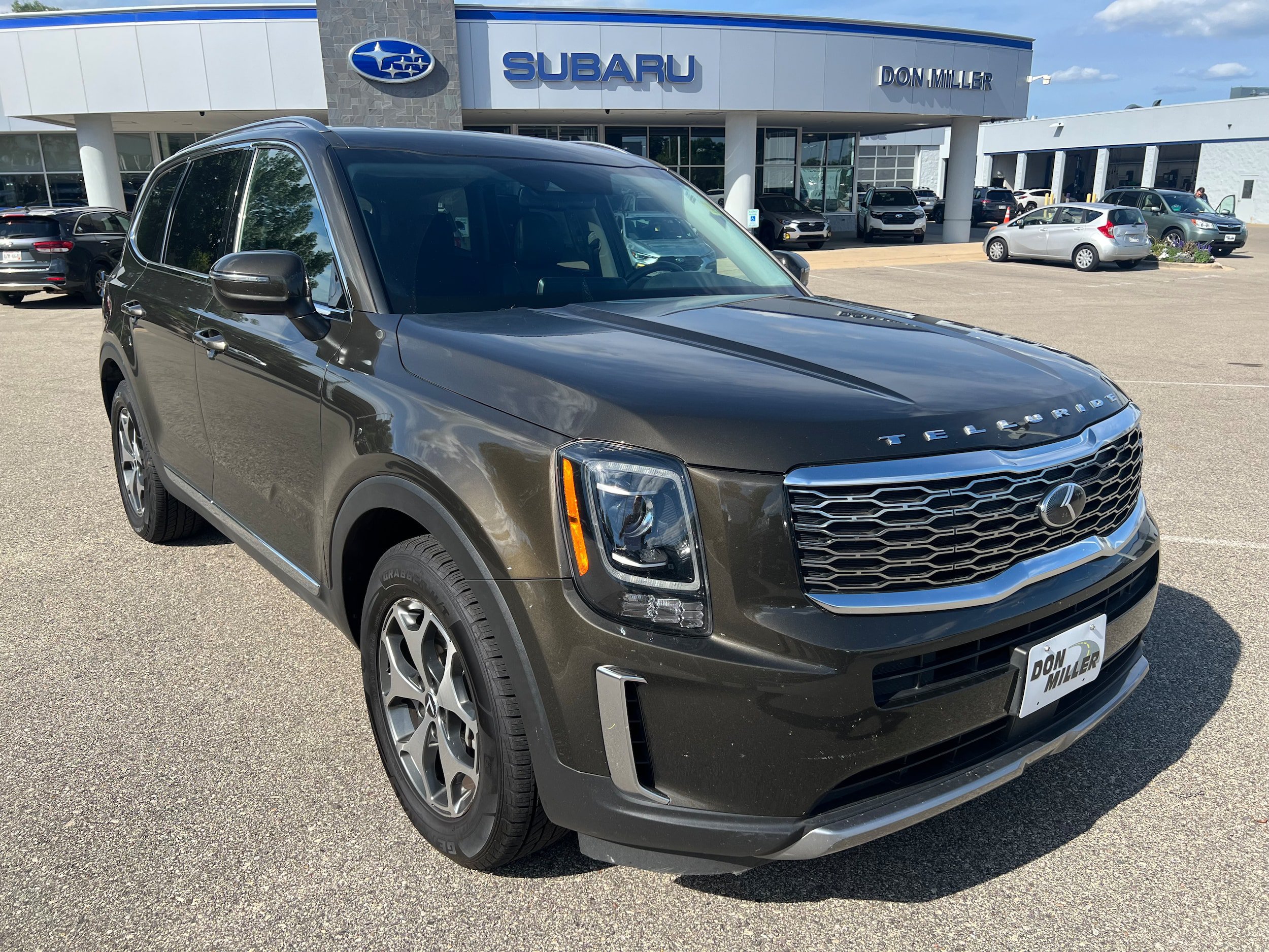 Used 2020 Kia Telluride EX FWD image 1