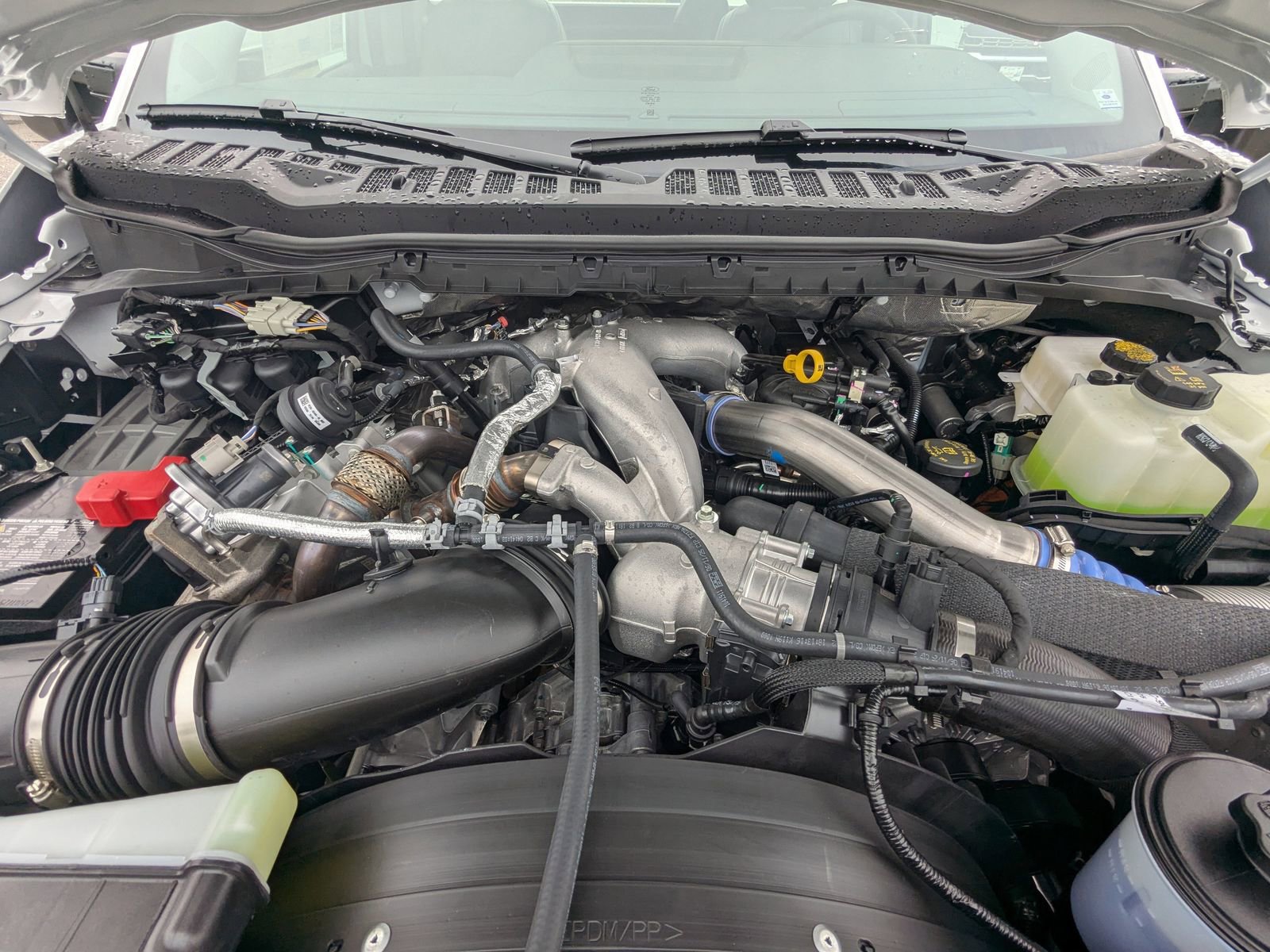 New 2025 Ford F550 4x4 Regular Cab Super Duty image 10